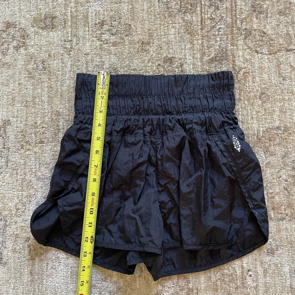 Free People Movement High Waisted Shorts, Size XS - Picture 6 of 6